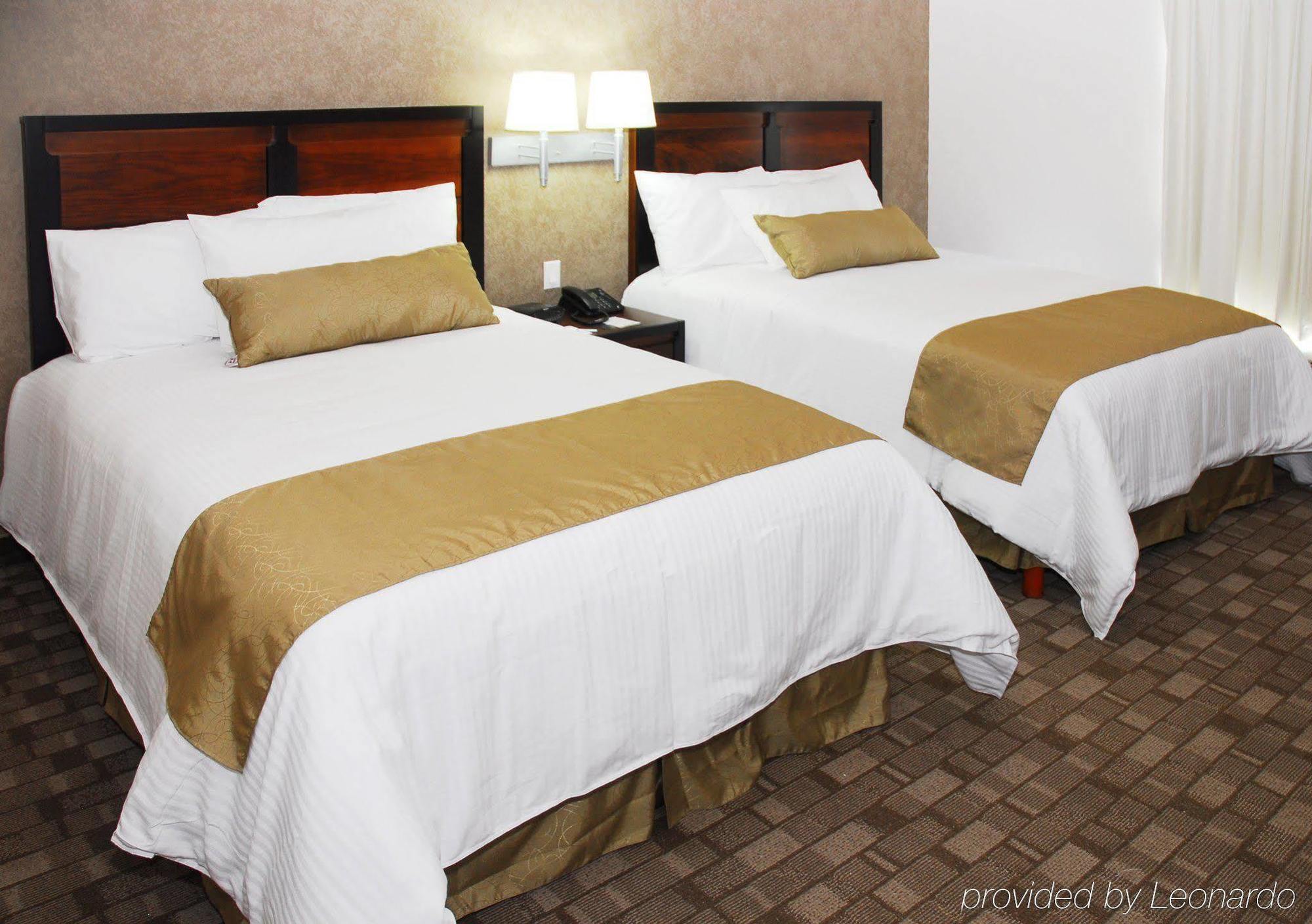 Comfort Inn Чіуауа Екстер'єр фото